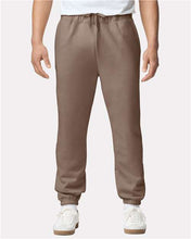 Load image into Gallery viewer, Softstyle® Midweight Pocket Sweatpants